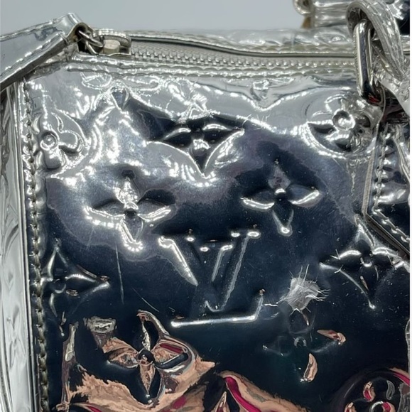 Louis Vuitton Limited Edition Silver Monogram Miroir Speedy 35 - Picture 14 of 16